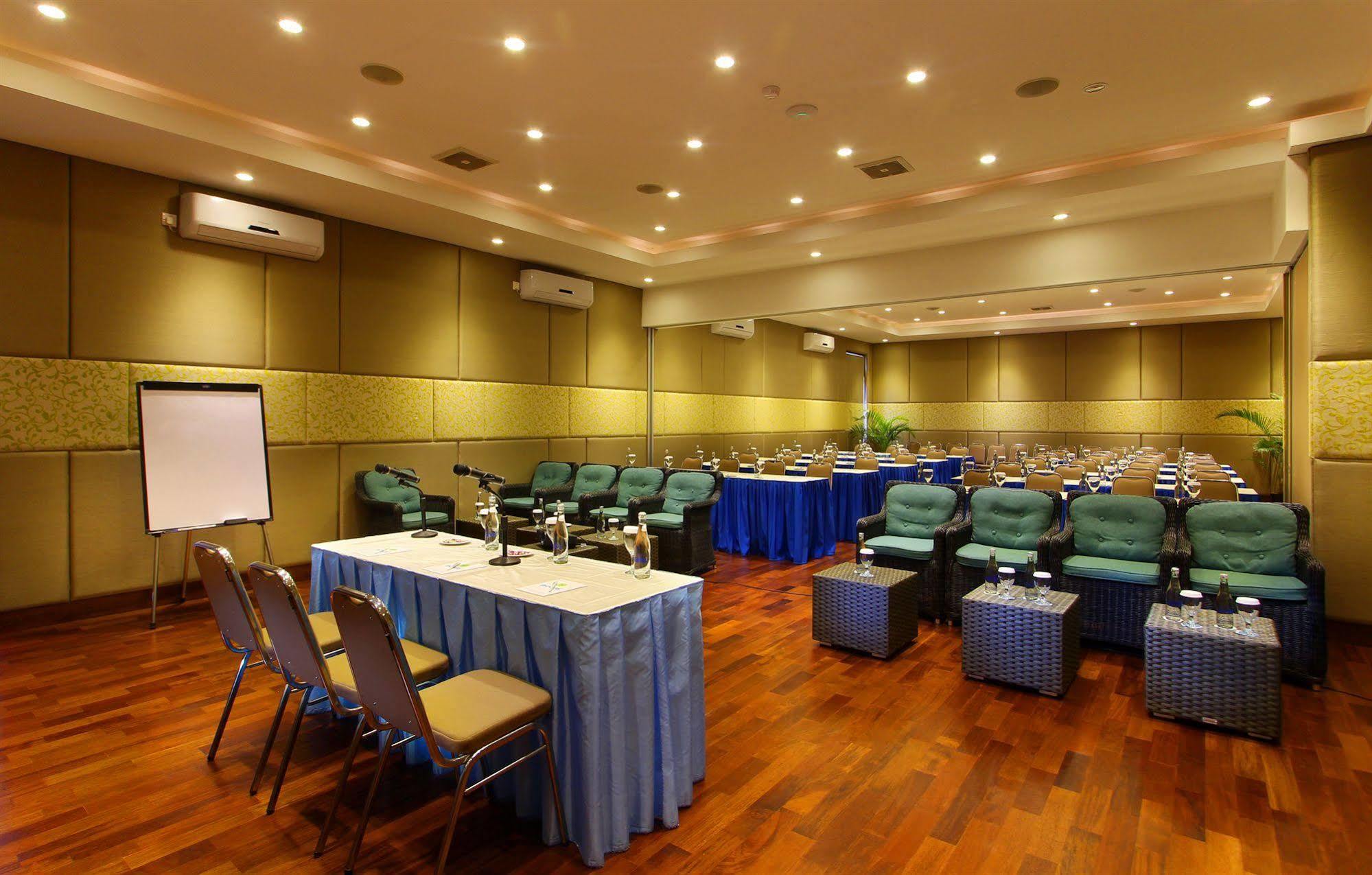 Praja Hotel Ντενπασάρ Εξωτερικό φωτογραφία